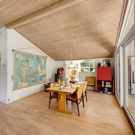 Raevlingehuset Holiday home *